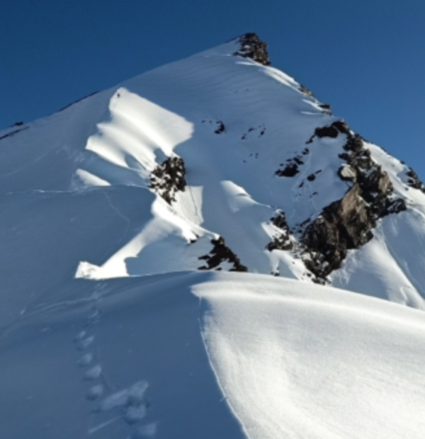 Friendship Peak Expedition (5289m)