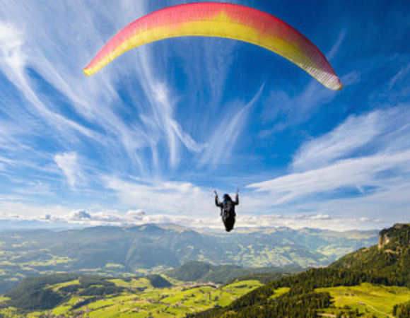 Paragliding in Manali